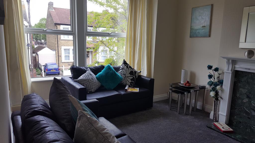 Appartamento Seventy Eight Southend-on-Sea Esterno foto