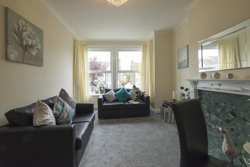 Appartamento Seventy Eight Southend-on-Sea Esterno foto