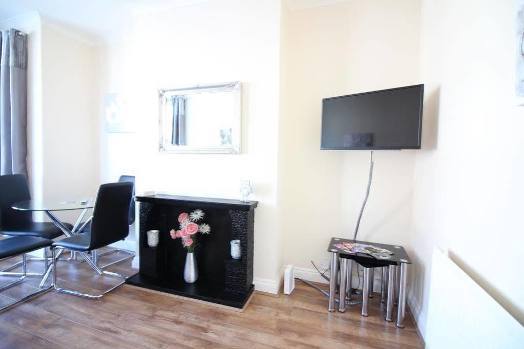 Appartamento Seventy Eight Southend-on-Sea Esterno foto